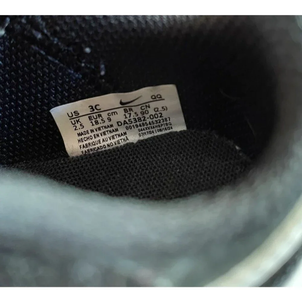 Nike Sneakers Toddler Size 2.5 Black Shoes